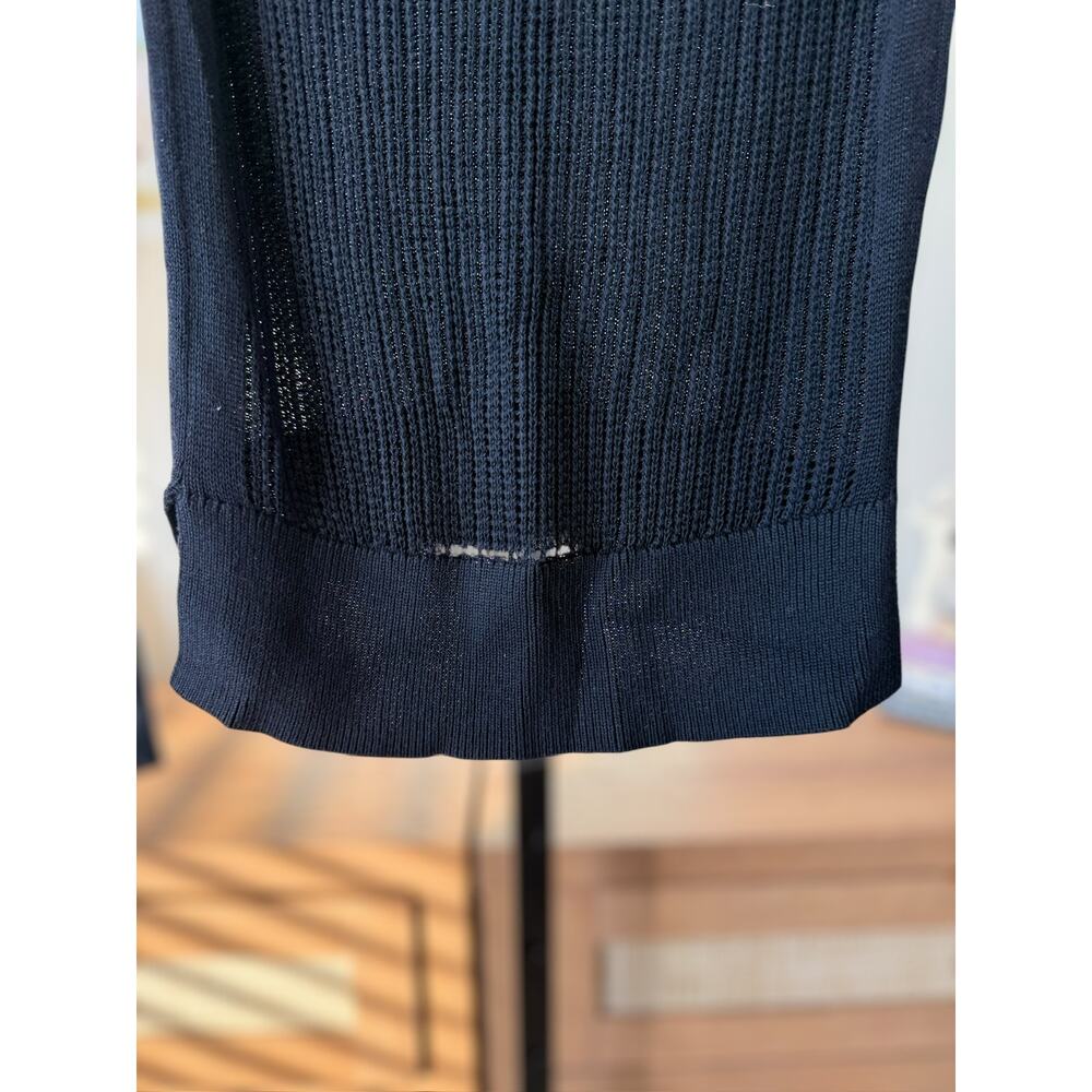 Brochu Walker Navy Distressed Crochet V-Neck Pullover Sweater in Size XS - Picture 7 of 10